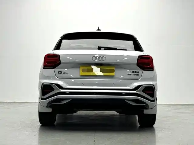 Audi Q2L — миниатюра 8