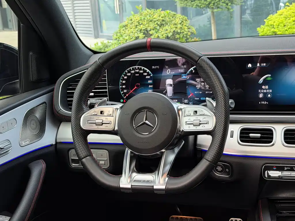 Mercedes-Benz GLE AMG — миниатюра 10
