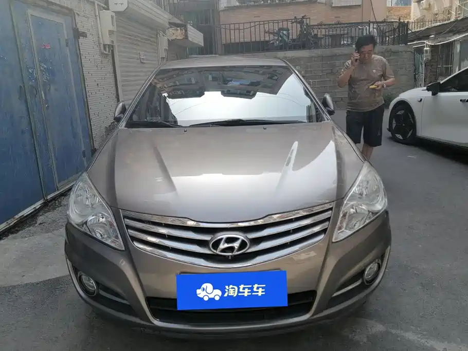 Hyundai Elantra — миниатюра 2