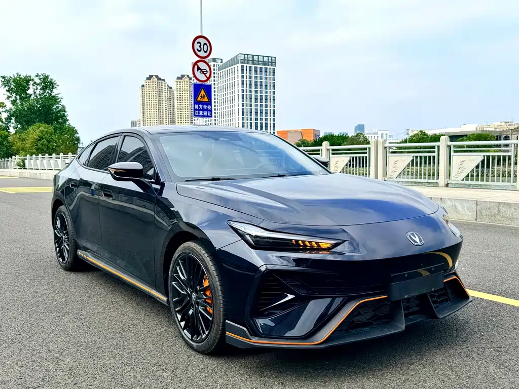 Changan UNI-V — миниатюра 2