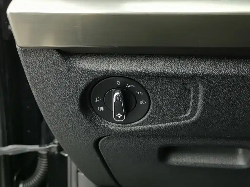 Volkswagen Passat — миниатюра 21