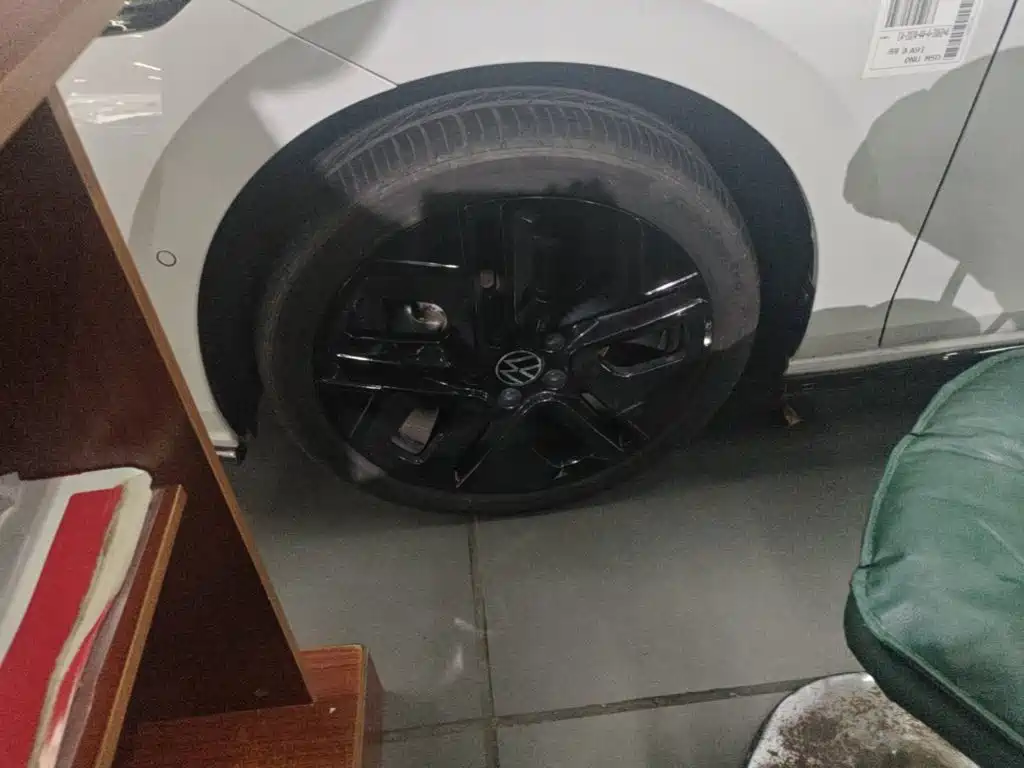 Volkswagen Golf — миниатюра 23