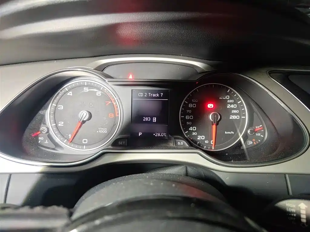 Audi A4L 2016 35 TFSI S line Comfort