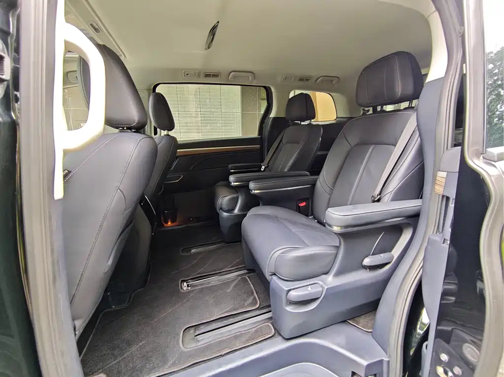 GAC M8 2023 390T Premium