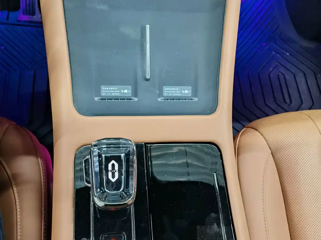 AITO AITO M7 — миниатюра 12