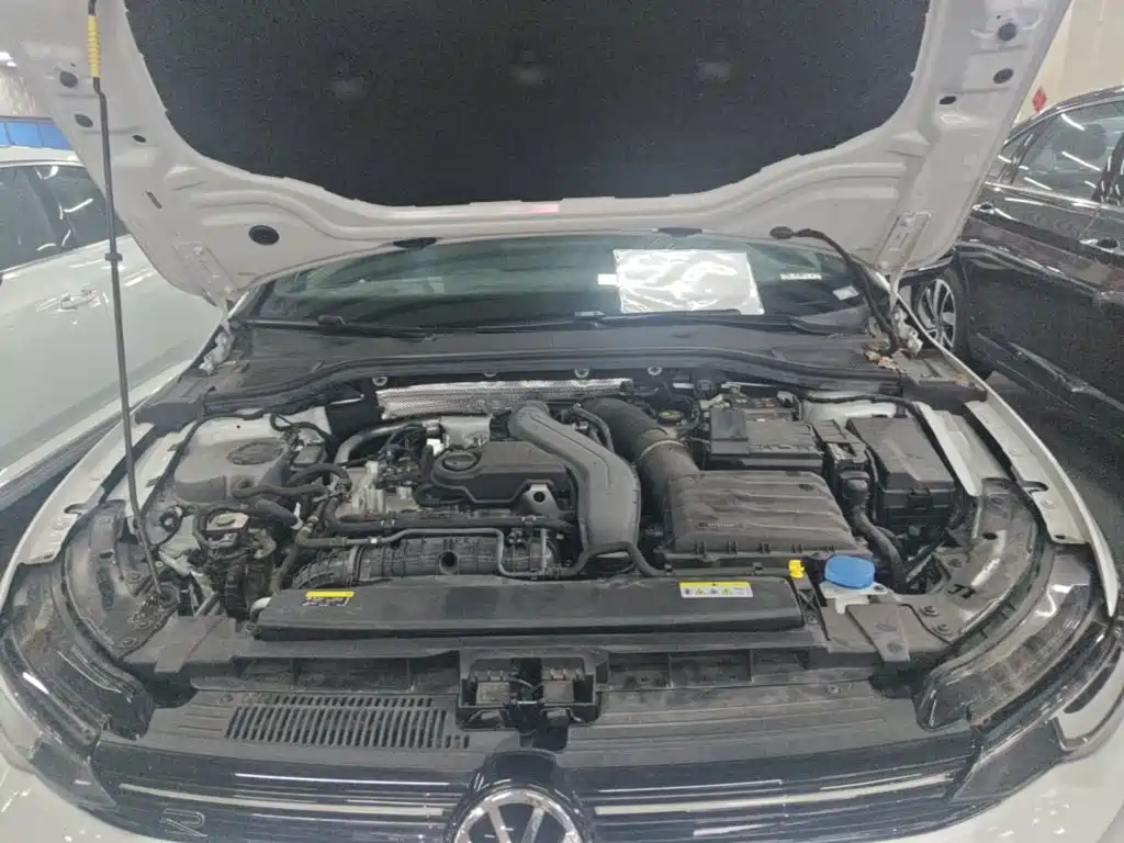 Volkswagen Golf — миниатюра 20