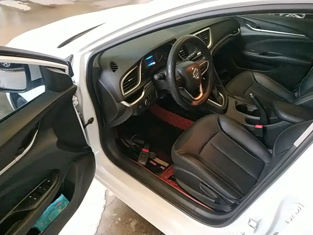 Buick Excelle — миниатюра 16