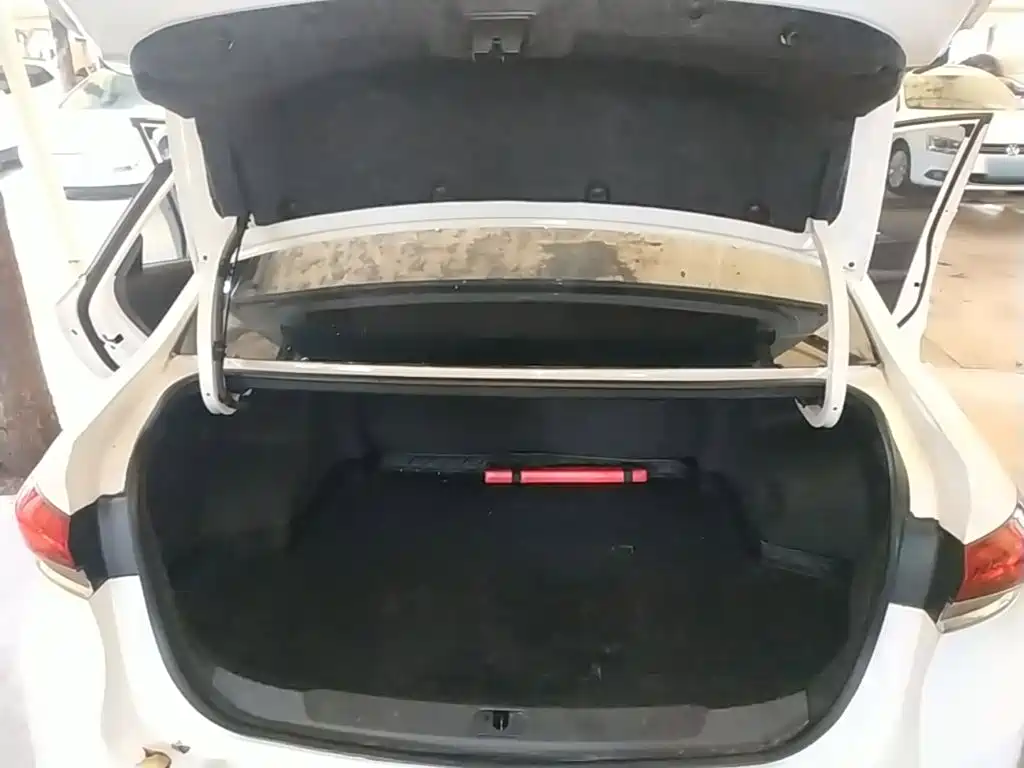 Buick Excelle — миниатюра 19