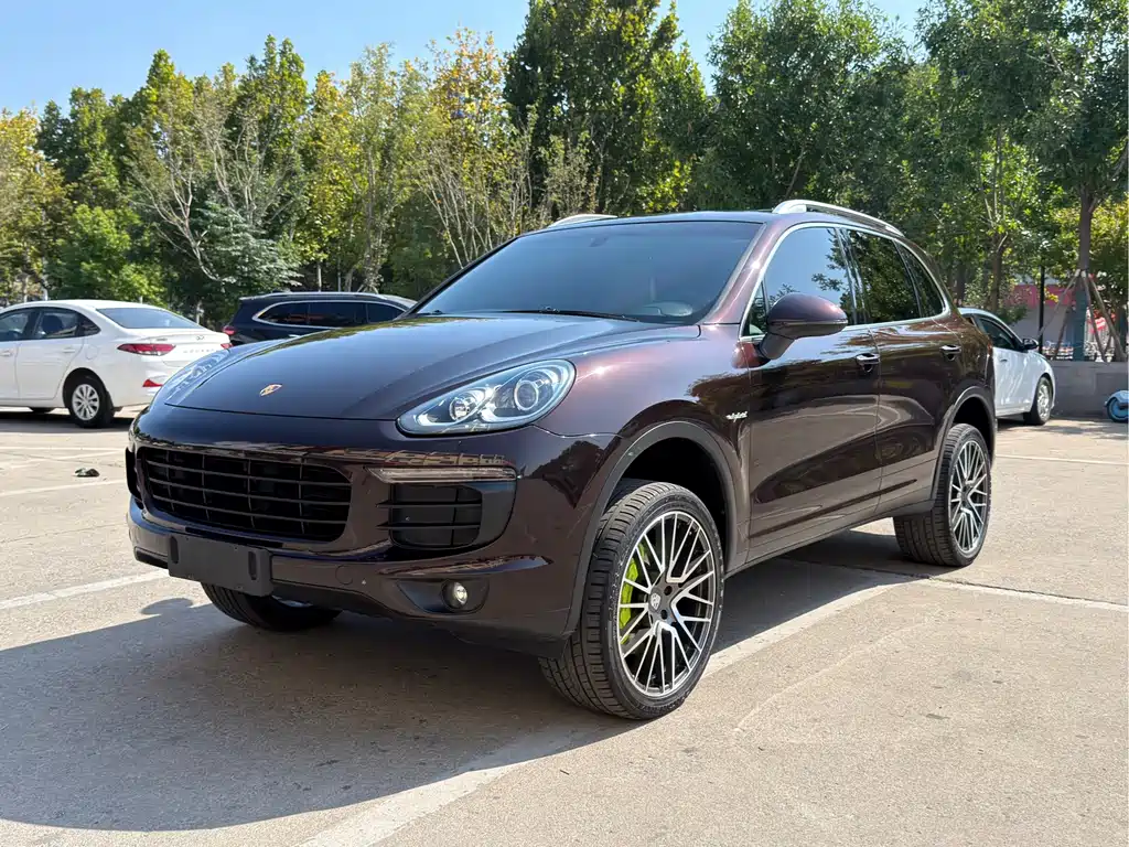 Porsche Cayenne Hybrid — миниатюра 2