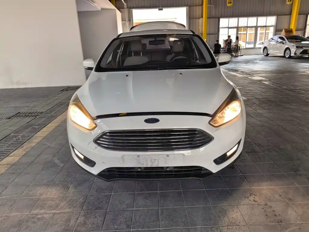 Ford Focus — миниатюра 3