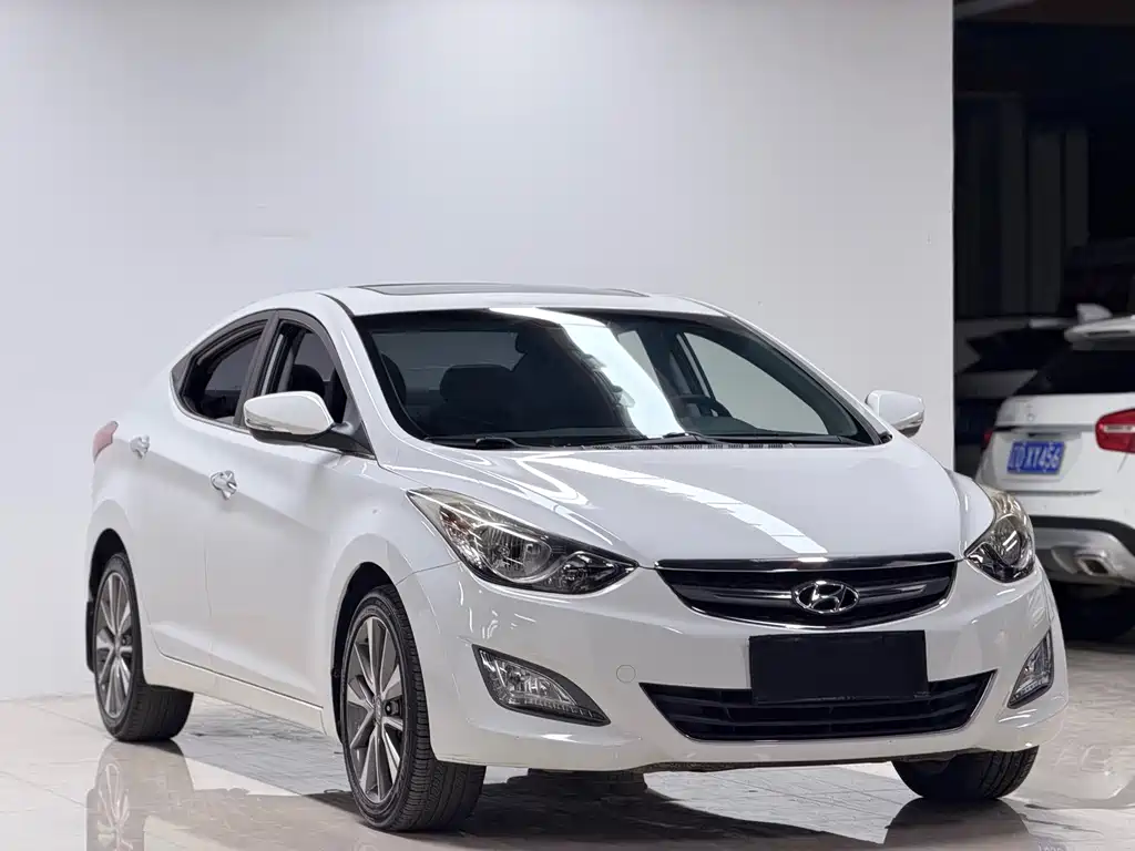 Hyundai Elantra Langdong — миниатюра 3