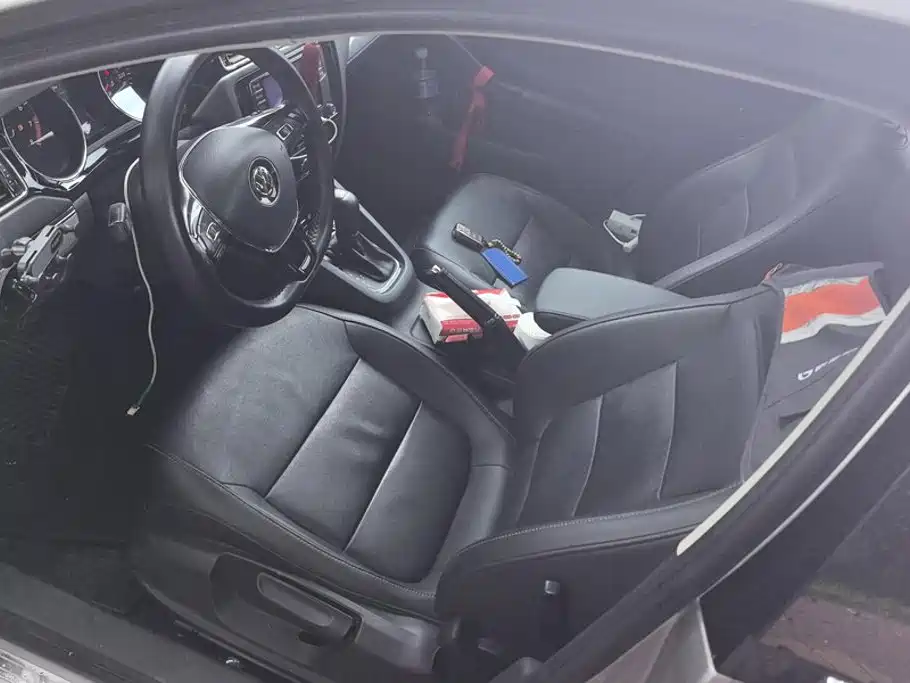 Volkswagen Sagitar — миниатюра 9