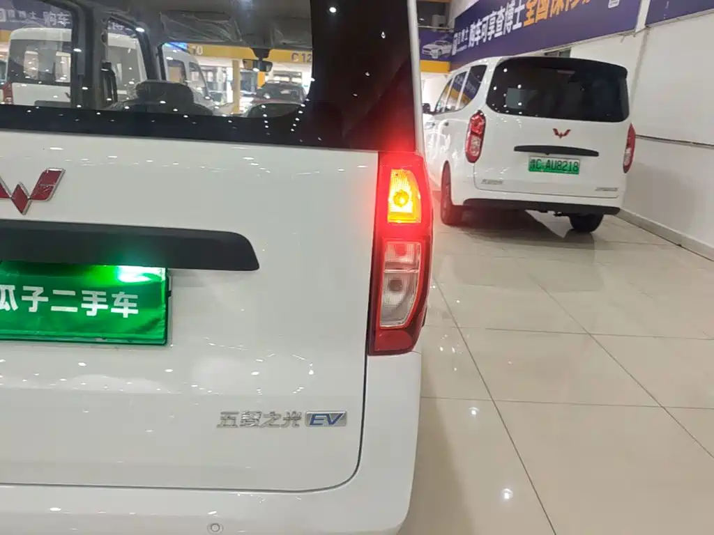 Wuling Zhiguang EV — миниатюра 8