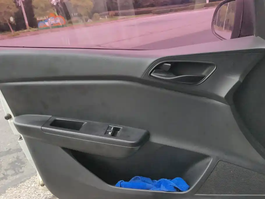 Baojun 310 — миниатюра 7