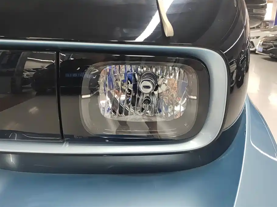 Baojun E300 — миниатюра 5