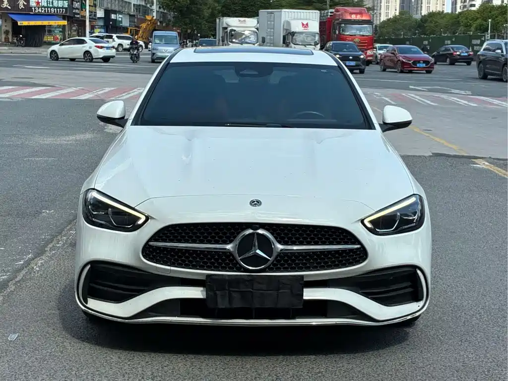 Mercedes-Benz C-Class — миниатюра 2