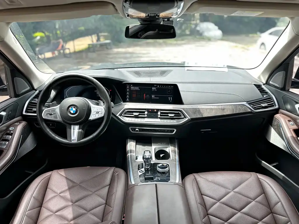 BMW X5 — миниатюра 8
