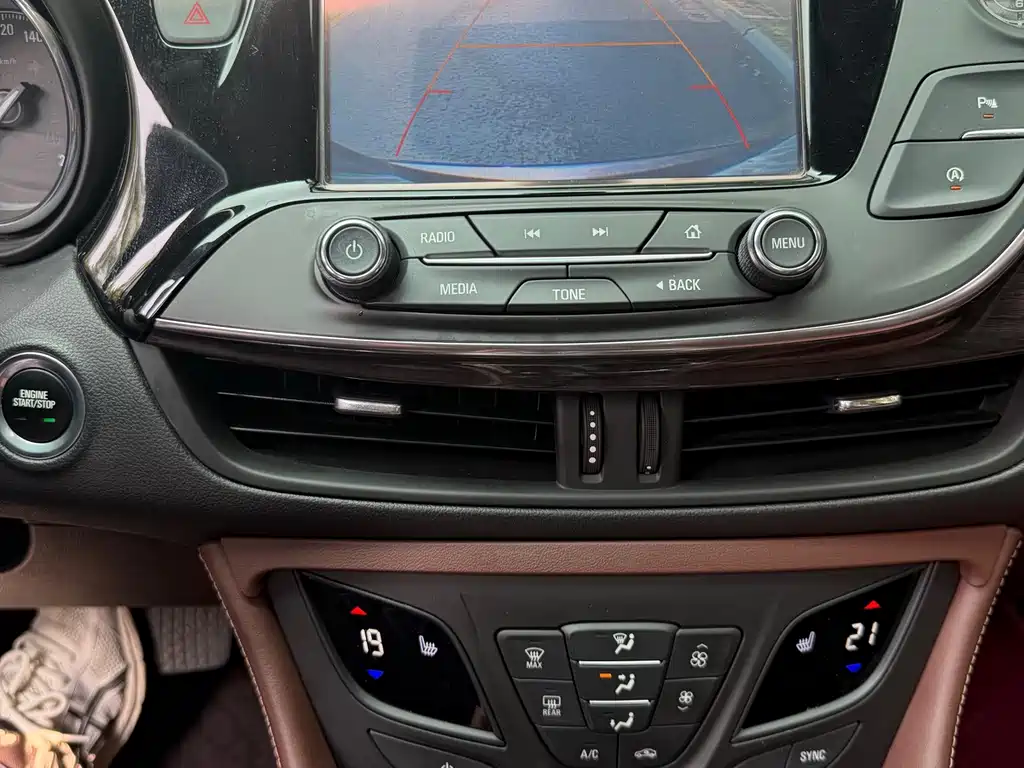 Buick Envision Plus — миниатюра 16
