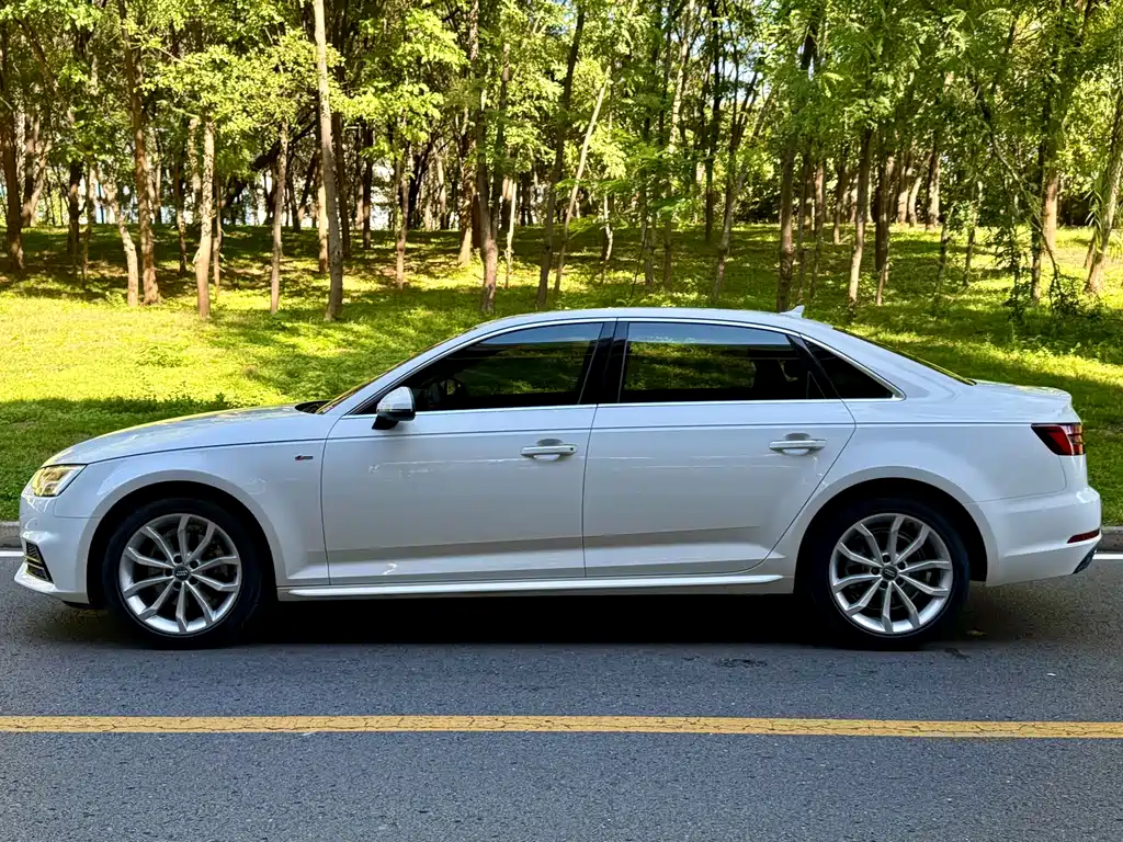 Audi A4L — миниатюра 2