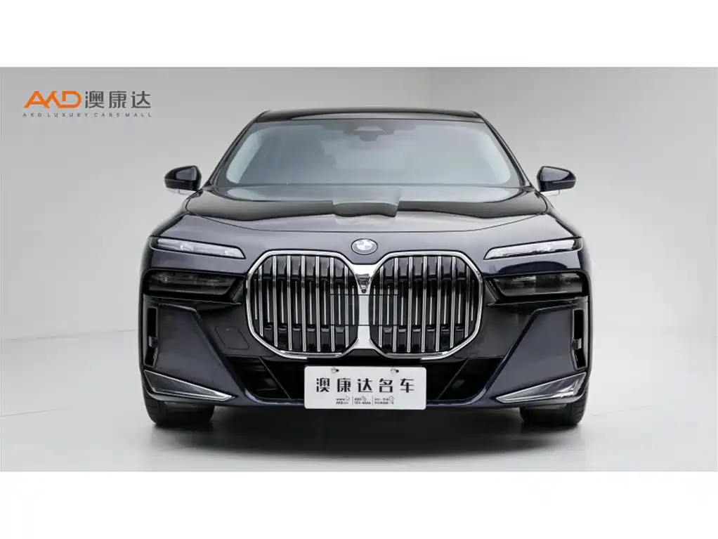 BMW 7 Series — миниатюра 2