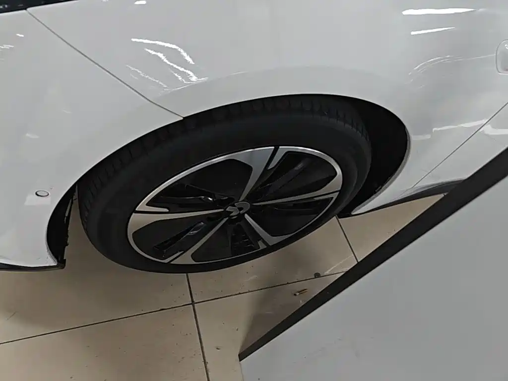 NIO ET5T — миниатюра 23