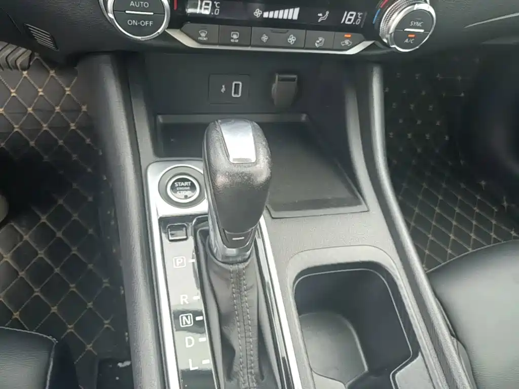 Nissan Sylphy — миниатюра 10
