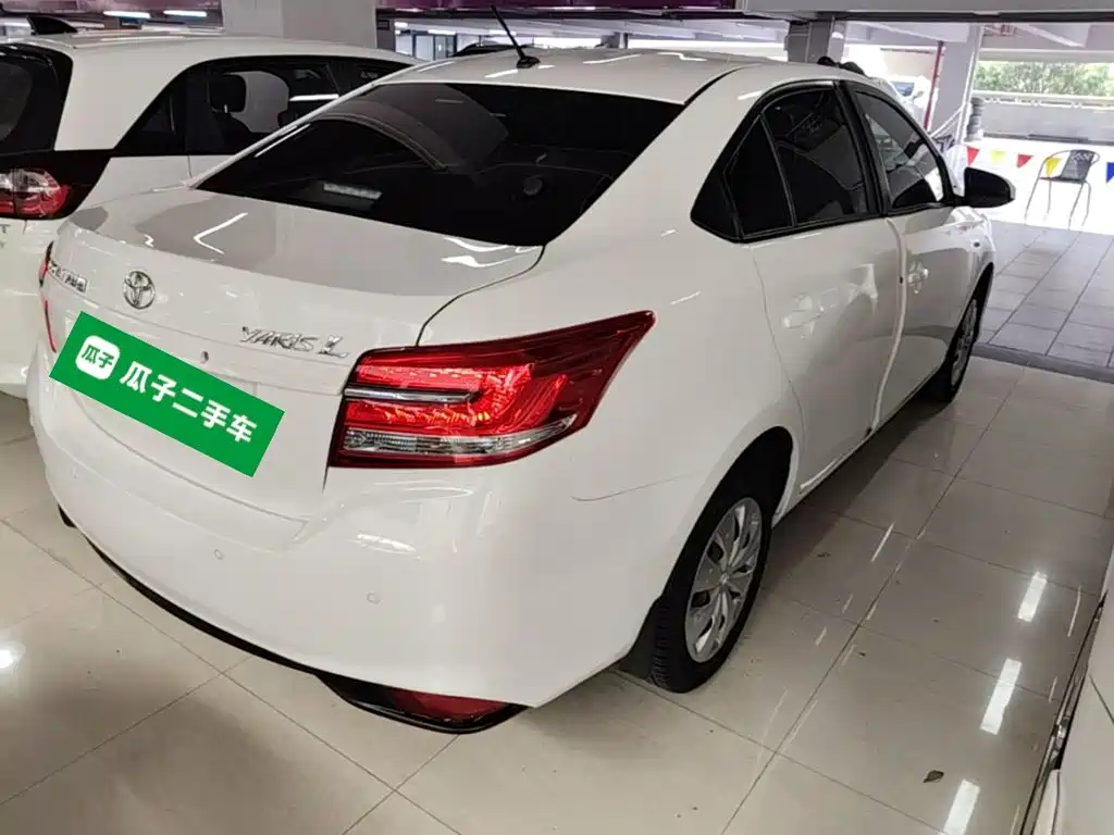 Toyota Yaris L — миниатюра 7