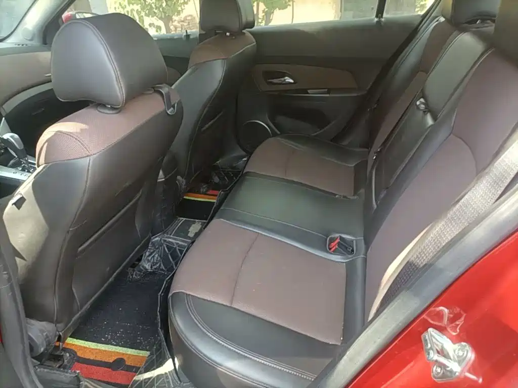 Chevrolet Cruze — миниатюра 17