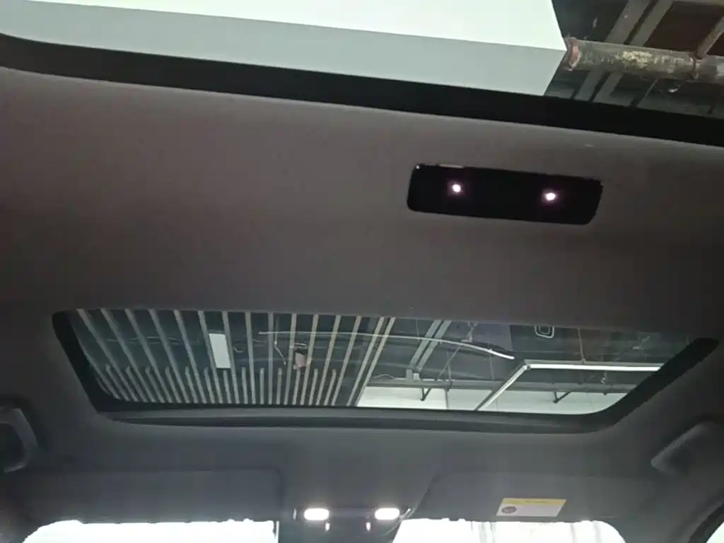 Li Auto Li L8 — миниатюра 18
