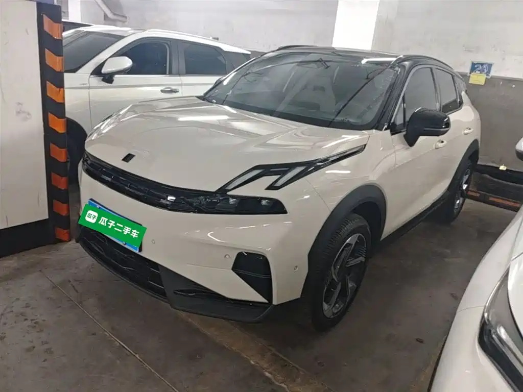 Lynk & Co 06 2025