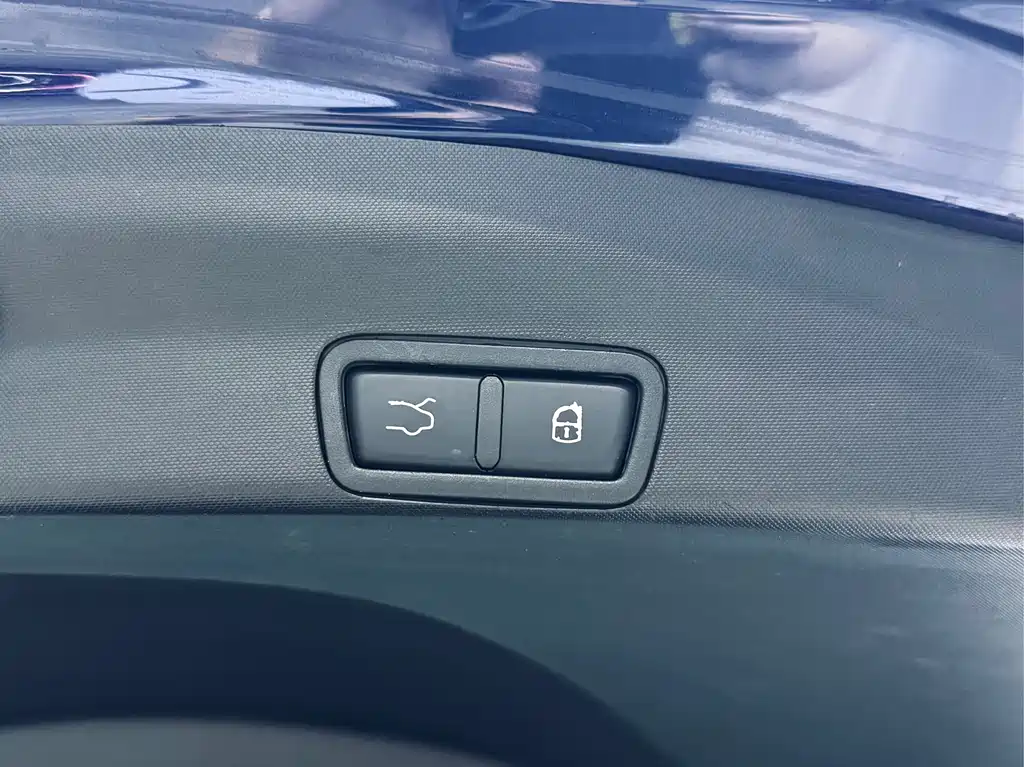 Alfa Romeo Stelvio 2017 2.0T 200HP Luxury
