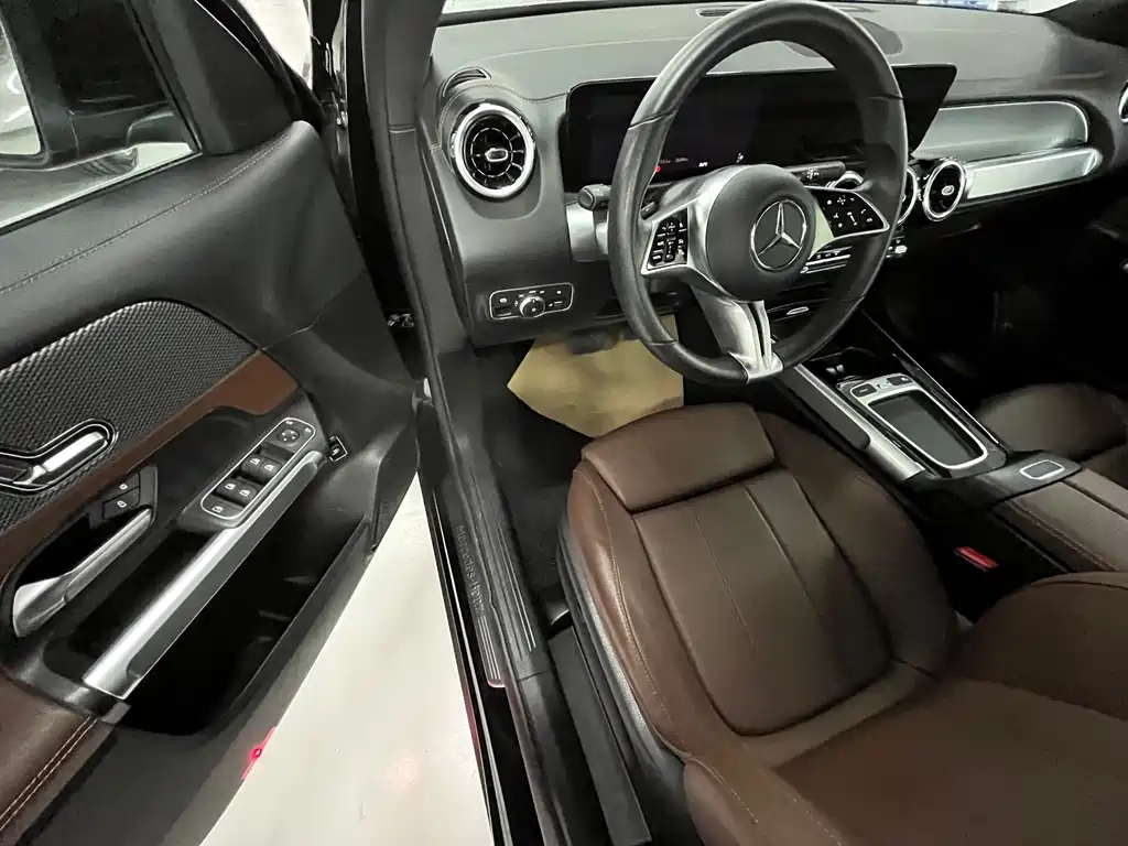 Mercedes-Benz GLB 2024 GLB 200