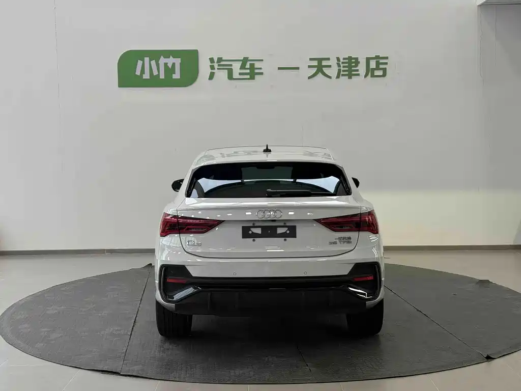 Audi Q3 Sportback — миниатюра 3