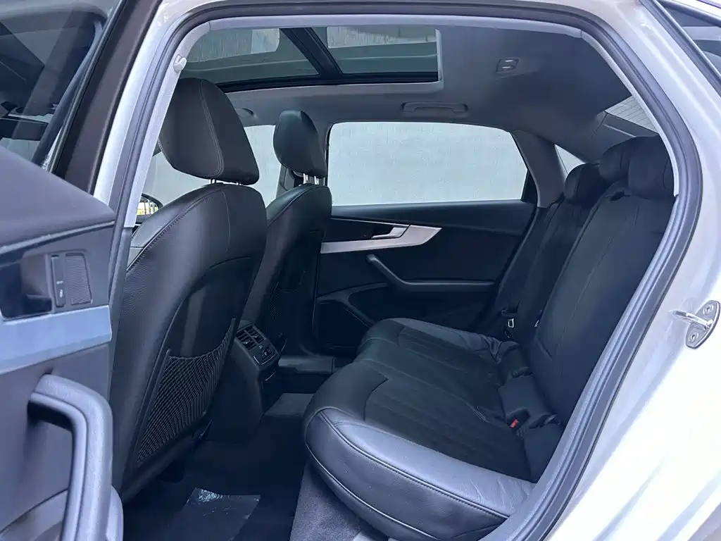 Audi A4L — миниатюра 10