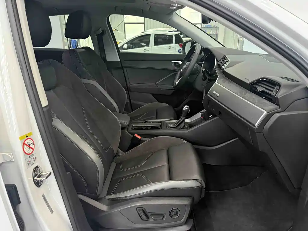 Audi Q3 Sportback — миниатюра 17