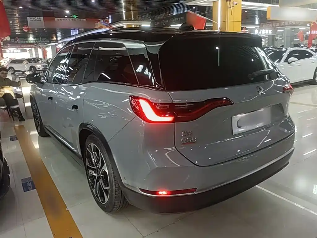 NIO ES8 — миниатюра 5