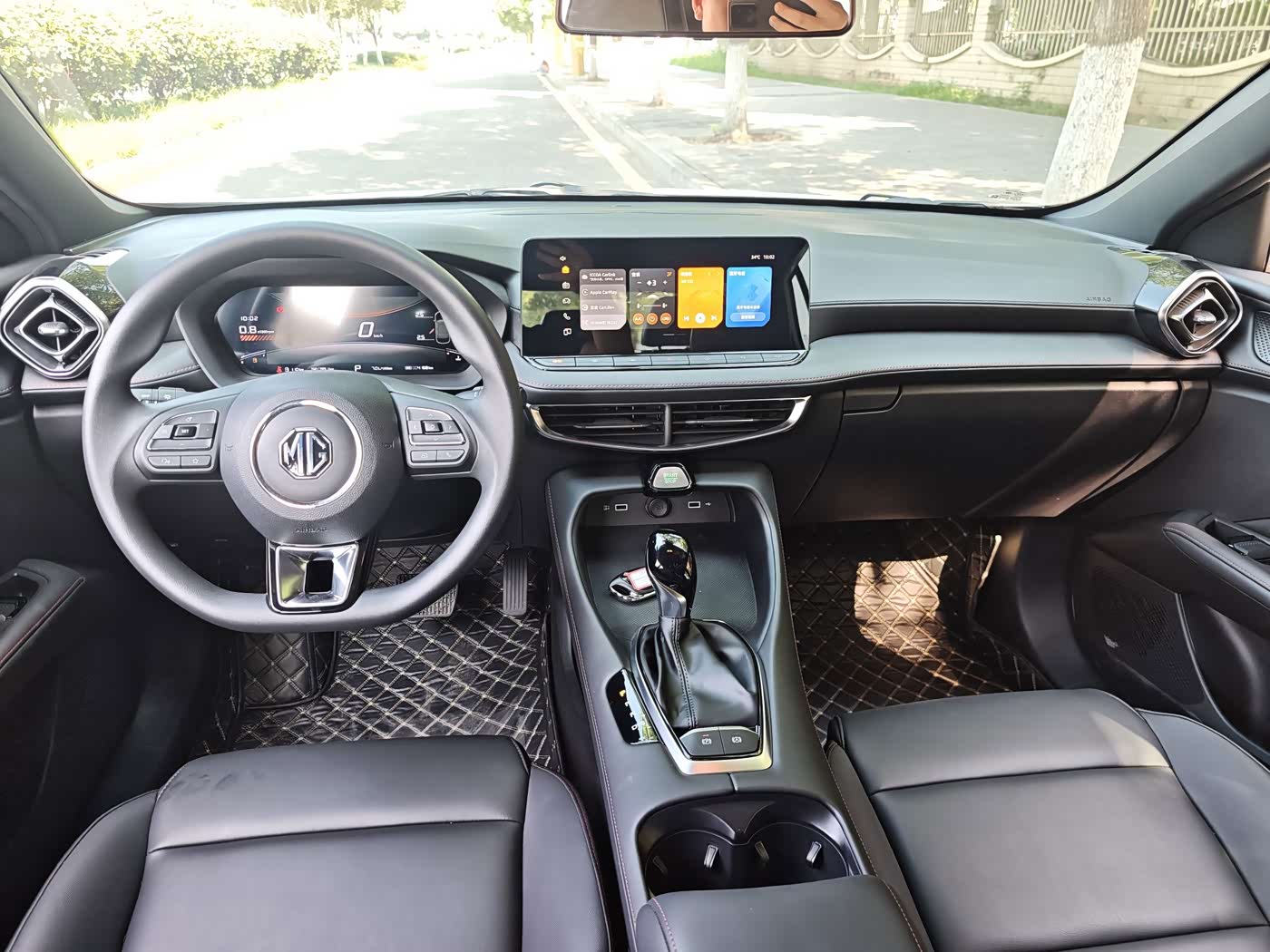MG MG5 1.5 л 2025 г. Белый, пробег 4200 км