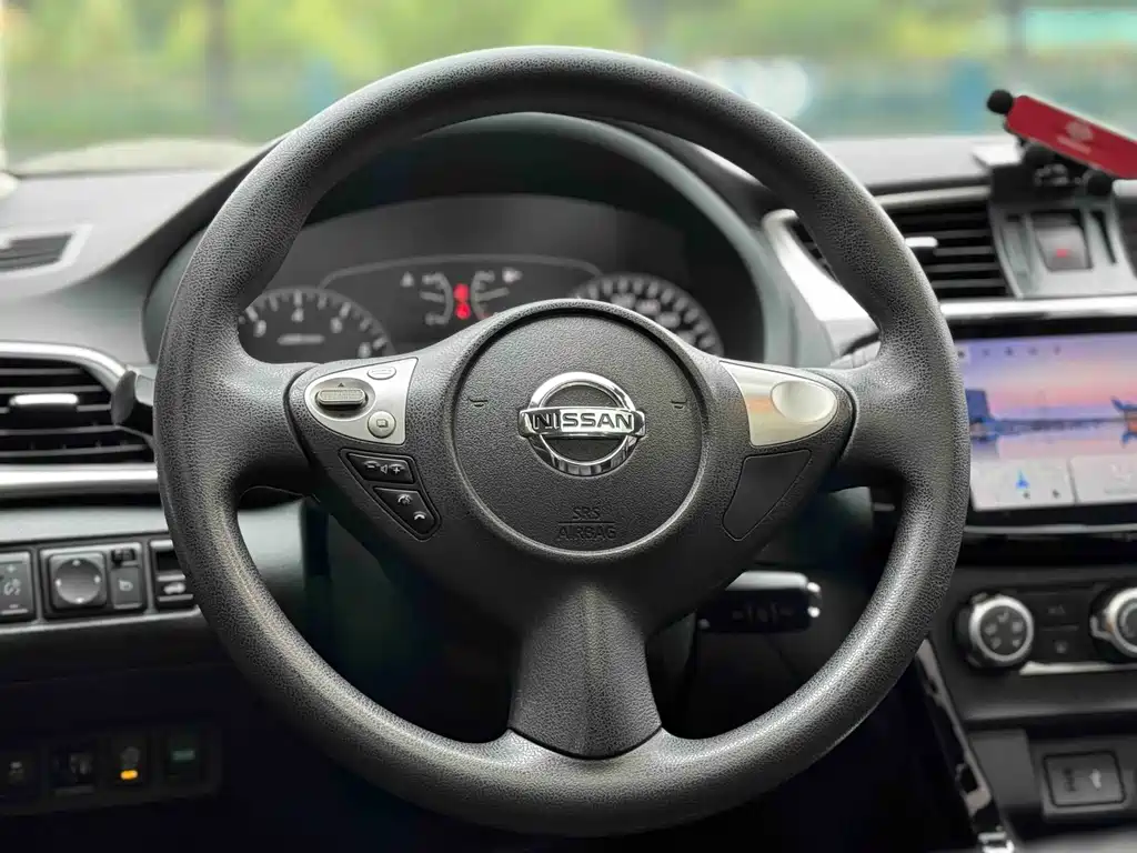 Nissan Sylphy — миниатюра 10