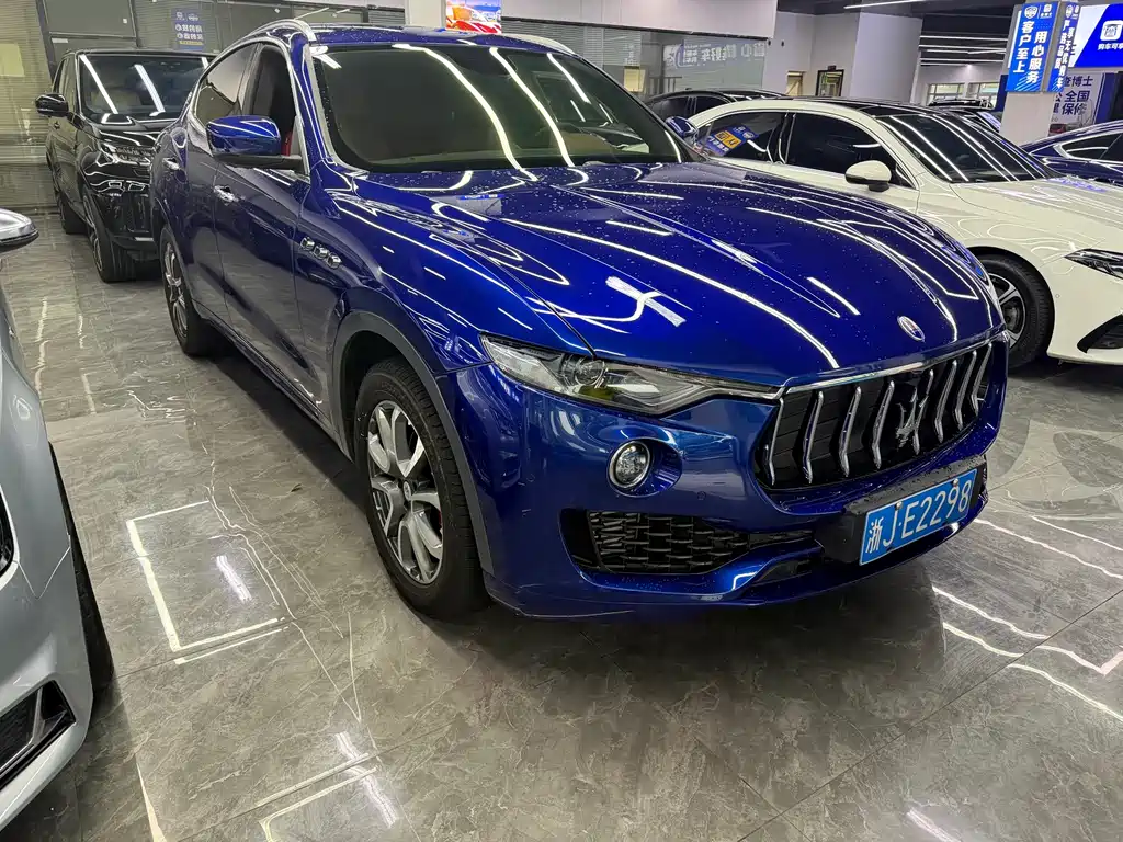 Maserati Levante — миниатюра 3