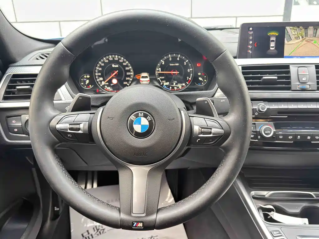 BMW 3 Series — миниатюра 10