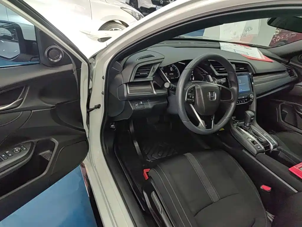 Honda Civic — миниатюра 16