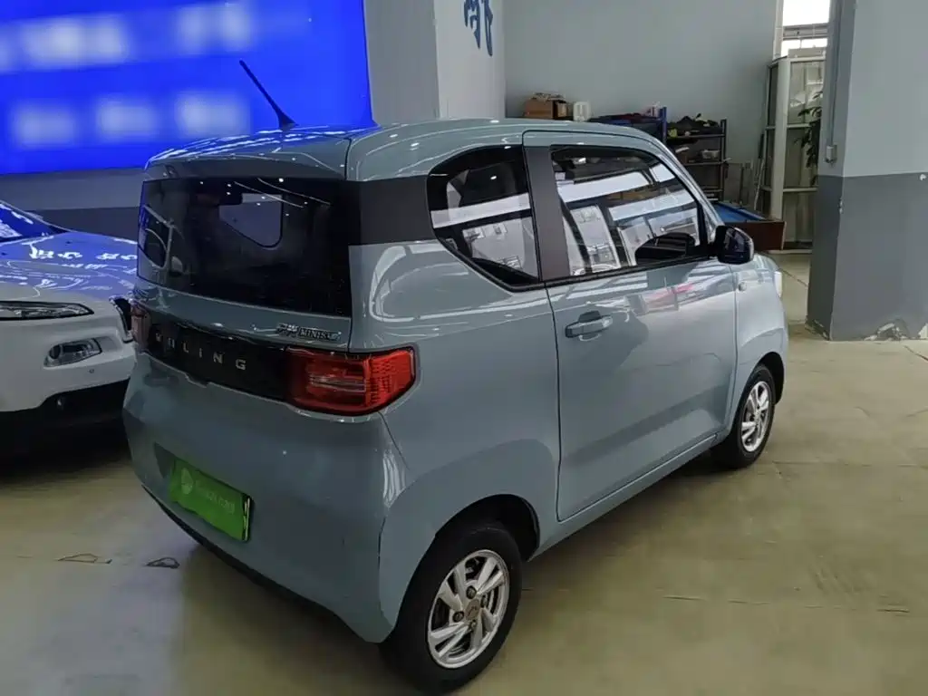 Wuling MINIEV — миниатюра 7
