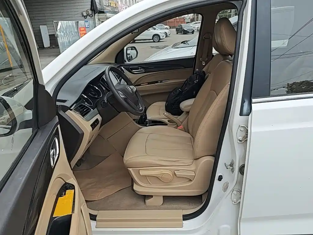 Baojun 730 — миниатюра 15