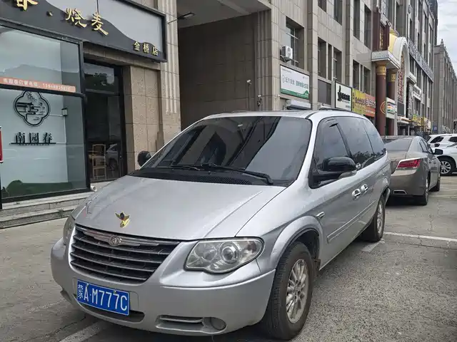 Chrysler Grand Voyager