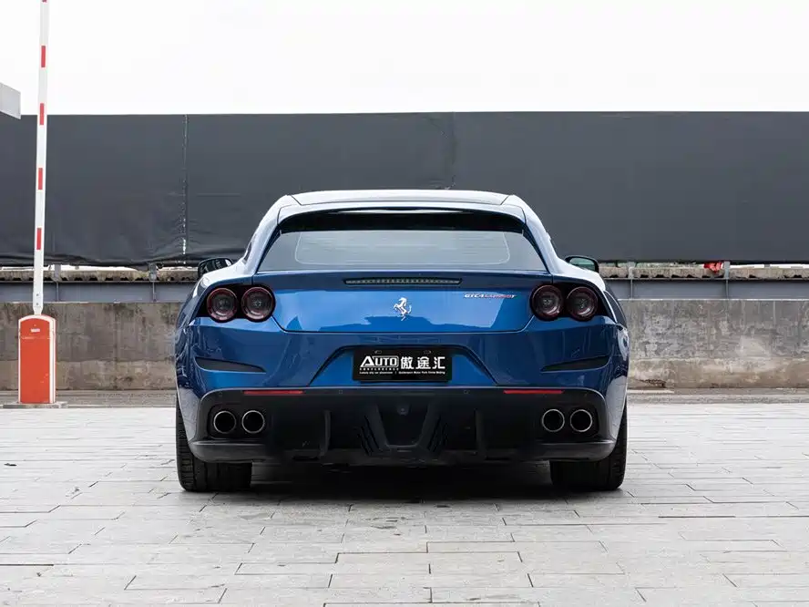 Ferrari GTC4Lusso — миниатюра 4