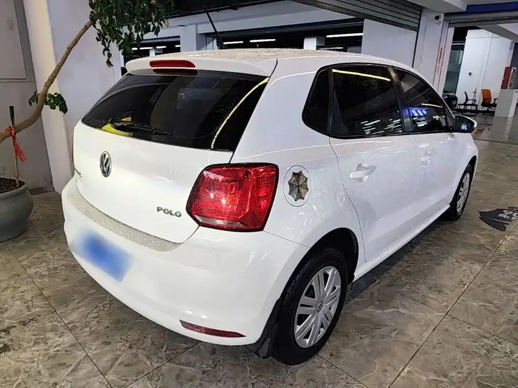 Volkswagen Polo — миниатюра 7