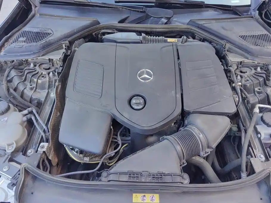 Mercedes-Benz E-Class — миниатюра 10