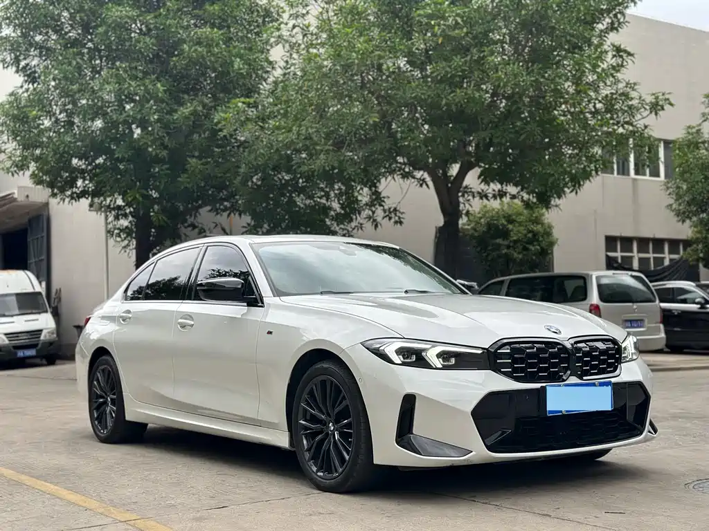 BMW 3 Series — миниатюра 3