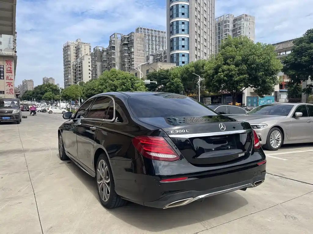 Mercedes-Benz E-Class E 2020 E 300 L Sport Fashion