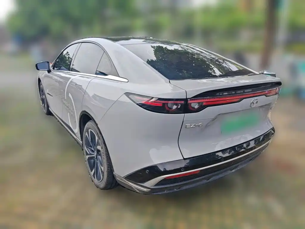 Mazda EZ-6 — миниатюра 9